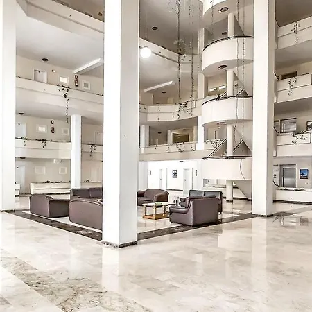 Top Terrassen Wohnungen, Direkt Am Strand, Beheizter Pool, Wifi Free, Free Parking شقة بويرتو ذي لا كروز