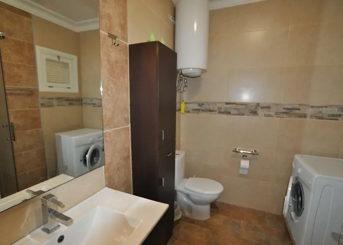 Top Terrassen Wohnungen, Direkt Am Strand, Beheizter Pool, Wifi Free, Free Parking Appartement *